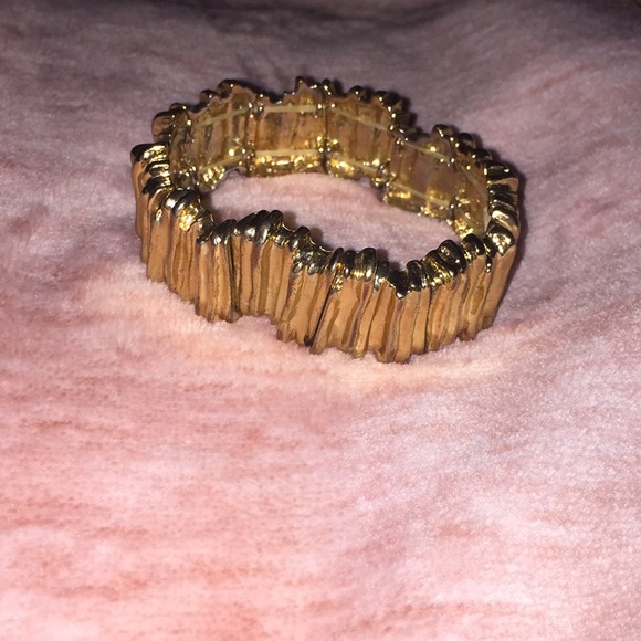 Gold bracelet - Picture 1 of 3